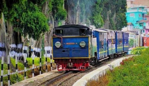 Nilgiri-Hill-Toy-Train-Ooty-Tamil-Nadu-1400x550-c-default